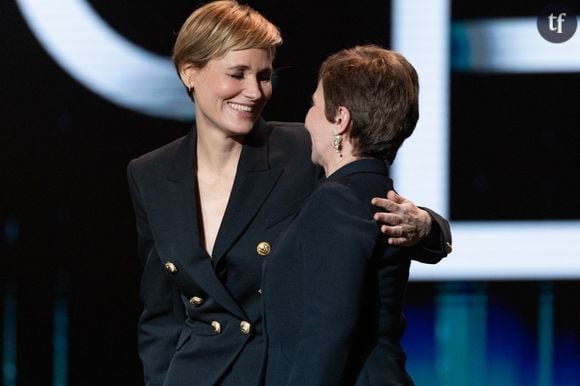 "Aux César elle était stressée, je l'ai félicitée" 
Judith Godrèche, Ariane Ascaride (habillée en Dior) - 49ème édition de la cérémonie des César à l'Olympia à Paris le 23 février 2024 © Dominique Jacovides / Olivier Borde / Bestimage