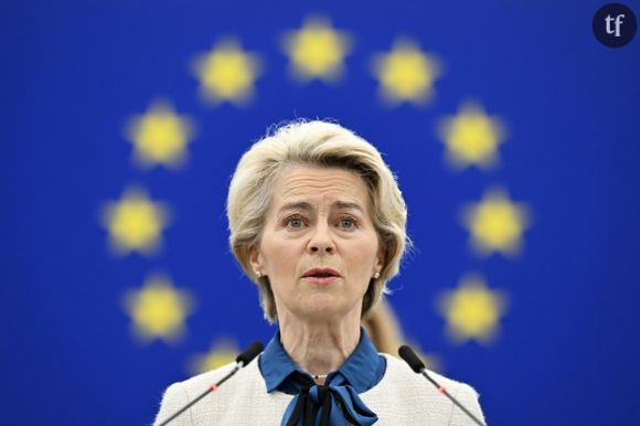 "La menace..." : pour Ursula von der Leyen, l'Union Européenne doit "se réveiller de toute urgence"
La présidente de la Commission européenne Ursula von der Leyen s'exprime devant le Parlement européen à Strasbourg le 18 janvier 2023