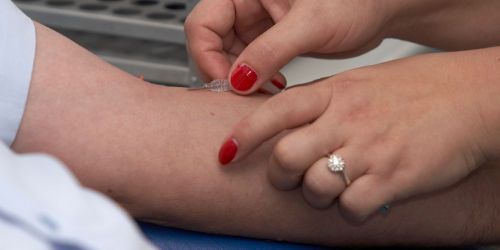 Sida : seulement 30% des Français ont peur de la maladie