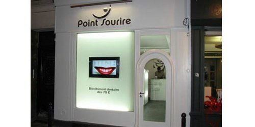 Les spécialistes ont une dent contre les bars à sourire