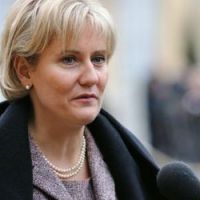 Twitter : Nadine Morano va ralentir 