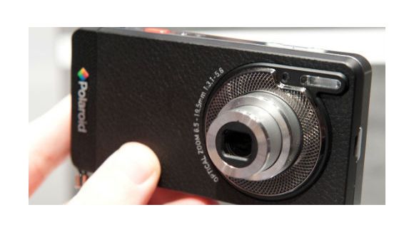 Polaroid : un appareil photo smartphone en production ?