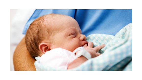 Sortie précoce de la maternité : l'Académie de médecine pose des limites