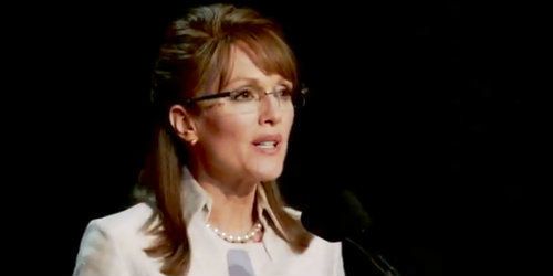 Julianne Moore devient Sarah Palin - Vidéo