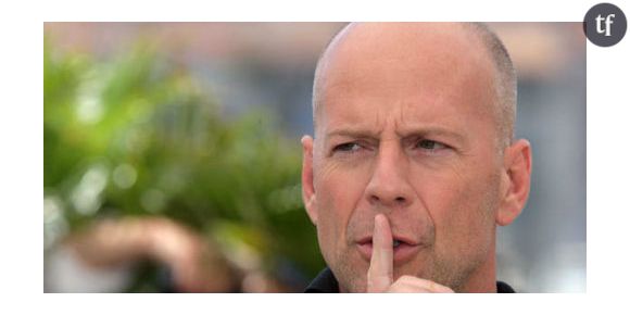 Bruce Willis joue au héros pour Demi Moore