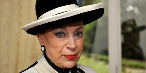 Miss Bretagne, Laury Thilleman, est Miss France 2011 ; Miss Provence, Barbara Morel, Miss Nationale 2011