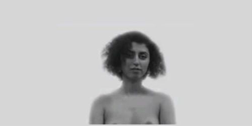 Des iraniennes topless dans un clip contre ”l’islam politique” - Vidéo