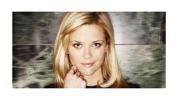 Avon lance « Women Power », une bague contre les violences conjugales