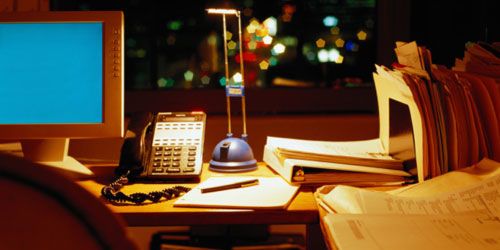 Commerces et bureaux bientôt obligés d'éteindre leurs lumières la nuit