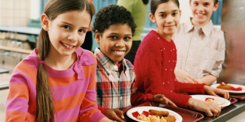 Cantine scolaire : le droit à la restauration pour tous rétabli à Bordeaux