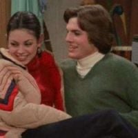 Ashton Kutcher en couple avec Mila Kunis ?