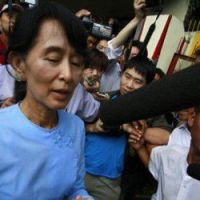 Aung San Suu Kyi : la députée choisit la stratégie du compromis