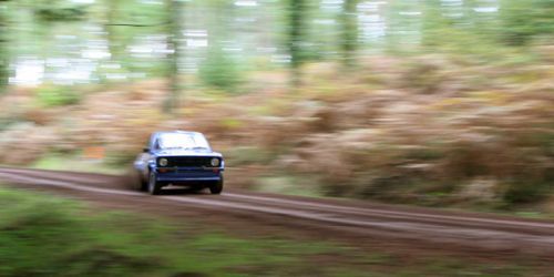 Un rallye automobile tourne au drame