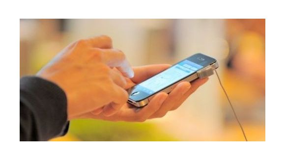 iPhone 5 : des coques en couleurs pour la sortie ?