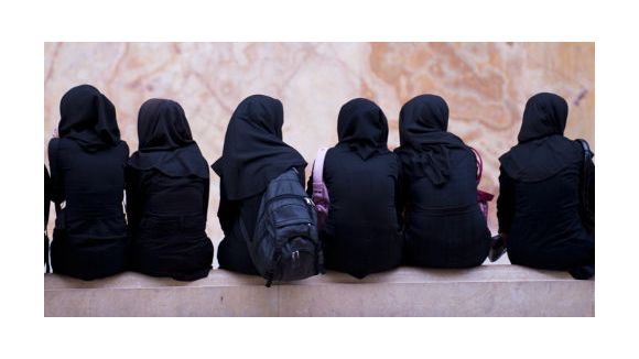 Iran : avec la chaleur, le contrôle du port du foulard islamique s'intensifie