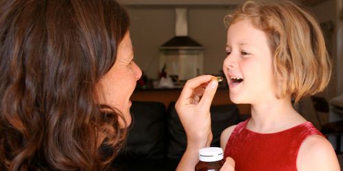 Enfants : pas assez de médicaments adaptés