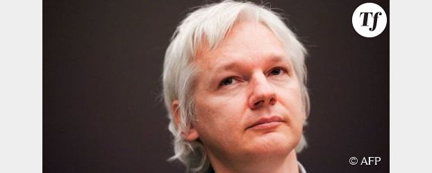Julian Assange, réfugié à l'ambassade d'Equateur, demande l'asile politique