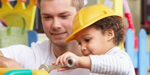 Allemagne : 5 000 chômeurs formés pour être éducateurs de jeunes enfants