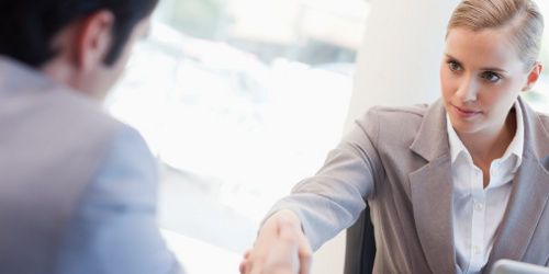 Embauche : les femmes discriminées selon leur lieu de résidence