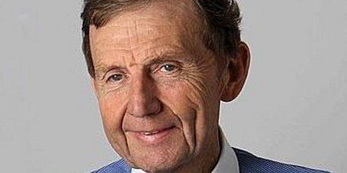 Le Figaro : Etienne Mougeotte quitte la direction