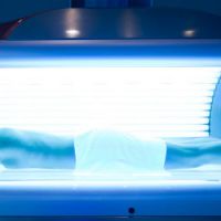 Bronzage : vers la fin des cabines UV ?