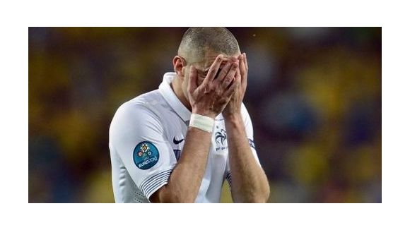 Karim Benzema : en couple avec une fille qui n’est pas Ayem