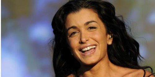  Jenifer « Sur le fil » son nouveau clip-vidéo 