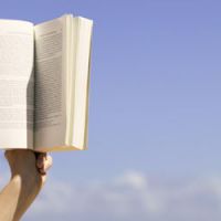 Quels livres emporter à la plage cet été?