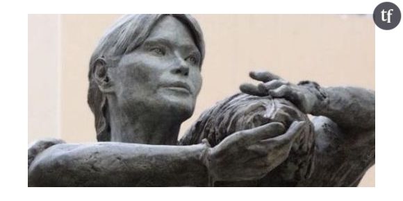 Carla Bruni-Sarkozy : Nogent-sur-Marne accueille la statue de l'ex première Dame - Photo