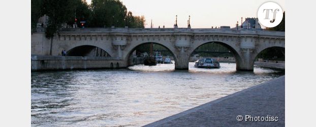 Interdiction de nager dans la Seine : la traversée de Paris tombe à l'eau 