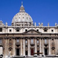 Vatileaks : le majordome du pape et un complice présumé devant les juges
