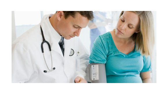 Antibiotiques : moins de prescriptions chez les jeunes médecins