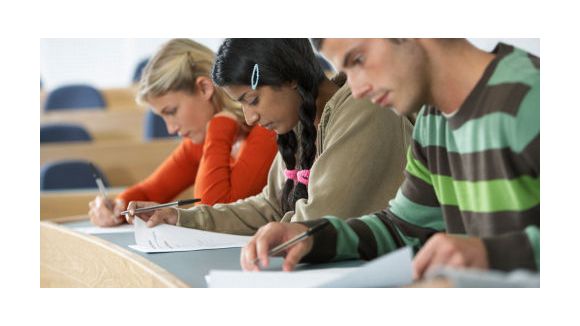 Rentrée 2012 : hausse de 3,7% du coût de la vie étudiante selon l'Unef
