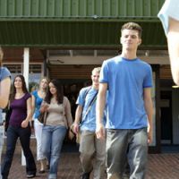 Rentrée scolaire 2012 : Les APS, nouveau métier dans les collèges et lycées sensibles