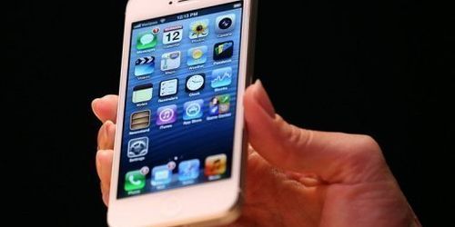 iPhone 5 ou Galaxy S3 : le crash test