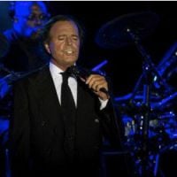 Julio Iglesias : un concert hors de prix qui fait polémique