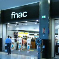 Pinault met en vente La Redoute et la Fnac
