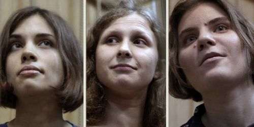 Procès en appel des Pussy Riot : une des trois accusées libérée
