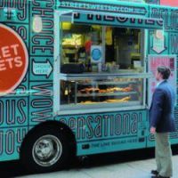 Food trucks : la gastronomie prend ses quartiers dans la rue