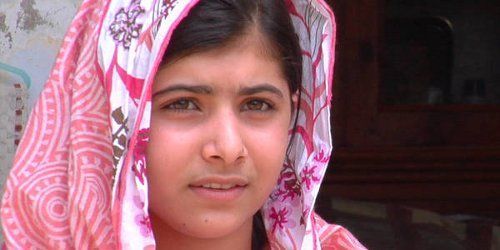 Malala Yousafzai transférée du Pakistan en Grande-Bretagne pour être soignée