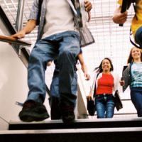 Puberté : pourquoi les garçons aussi sont de plus en plus précoces ?