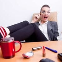 Au boulot, ça se fait ou pas… ?