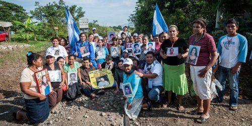 Mexique : des femmes à la recherche de milliers de migrants disparus