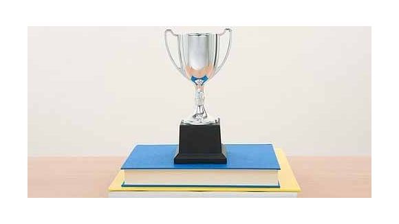 Une femme empoche le prestigieux Prix Goncourt 2009