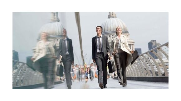 Royaume-Uni : oui aux femmes dans les CA, non aux quotas