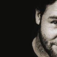 Russell Crowe se bat pour sauver son mariage