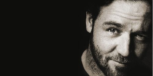 Russell Crowe se bat pour sauver son mariage