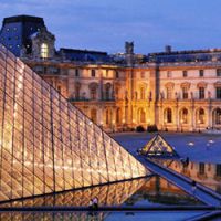 Henri Loyrette, le président-directeur du Louvre Paris quitte la direction du musée