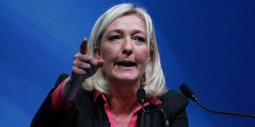 L'AFP accusée de prendre délibérément des photos laides de Marine Le Pen