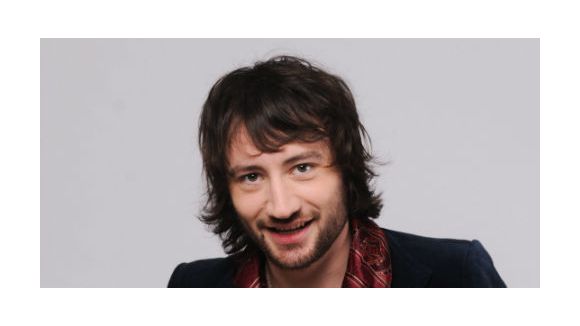 Nouvelle Star 2013 : Philippe chante « Le Poinçonneur des Lilas » - D8 Replay